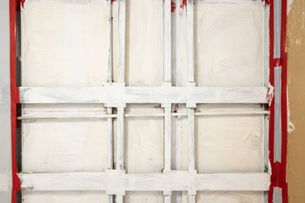 Best Emergency Mold Remediation  in Pawcatuck, CT